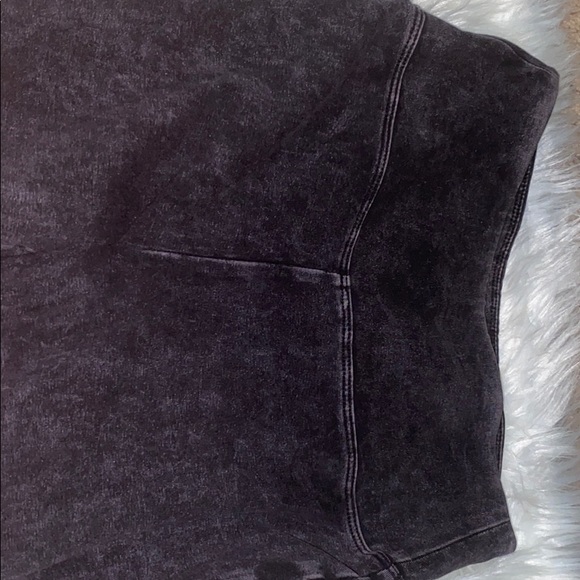 Leggings - Picture 2 of 3